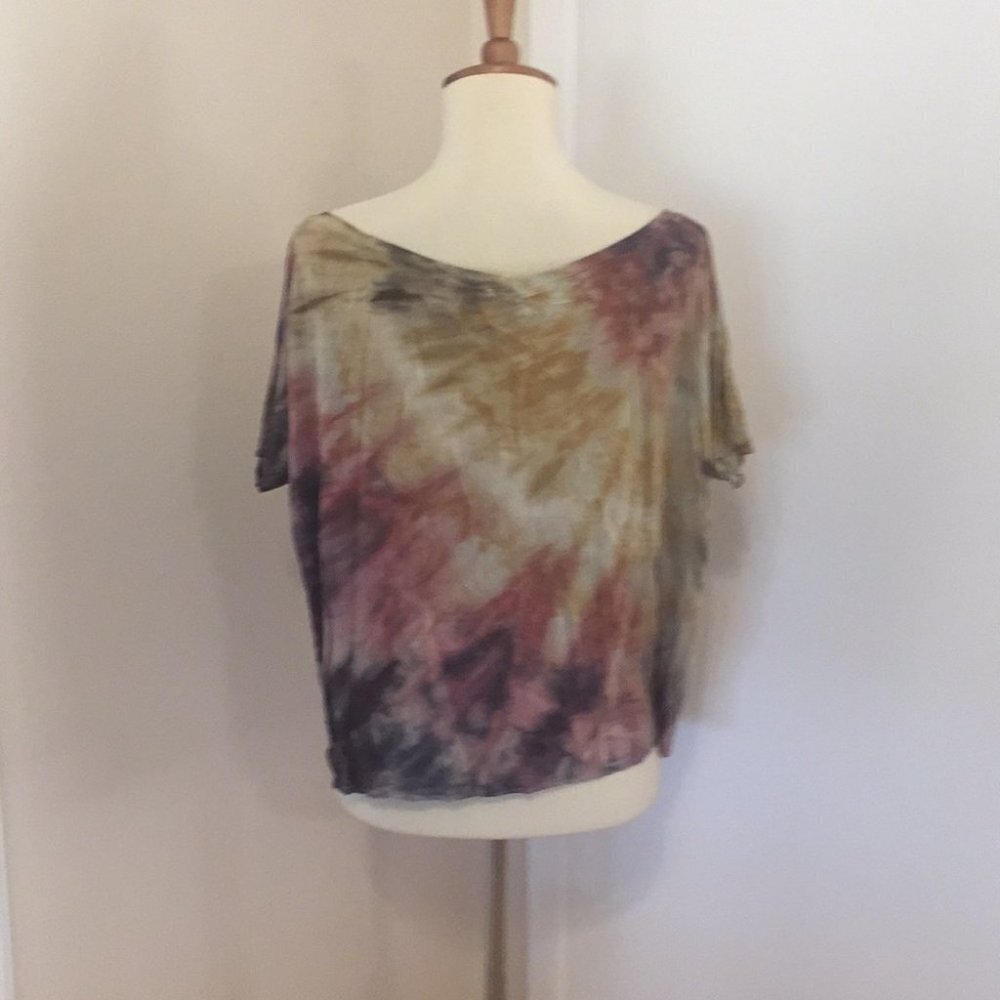 S/M NWOT LOVE TANJANE Top EE51‎ 3988/9 - Picture 2 of 5